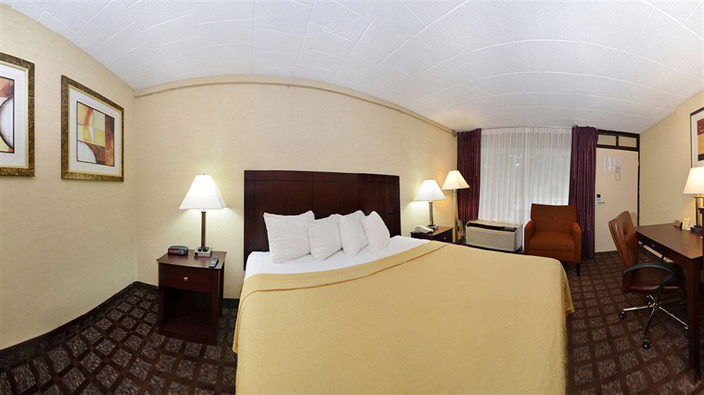Days Inn By Wyndham Pottstown Exterior photo